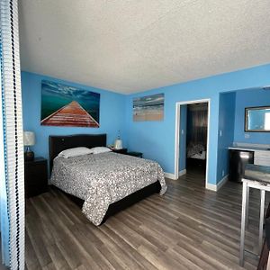 Family King Suite