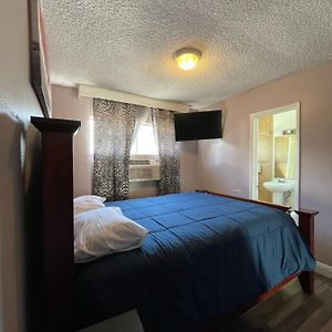 Queen Suite